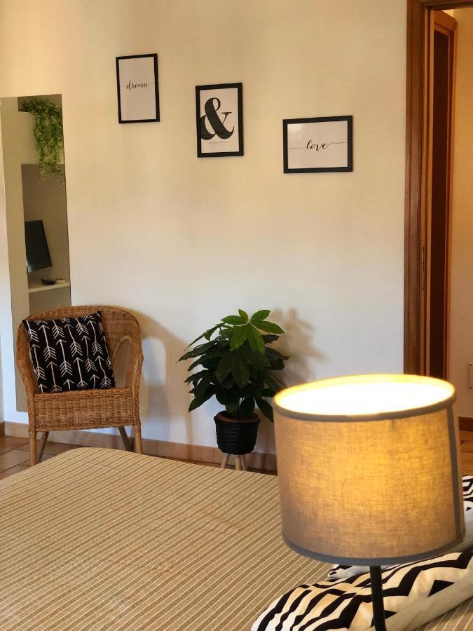 Maeva Guesthouse Muravera Kültér fotó