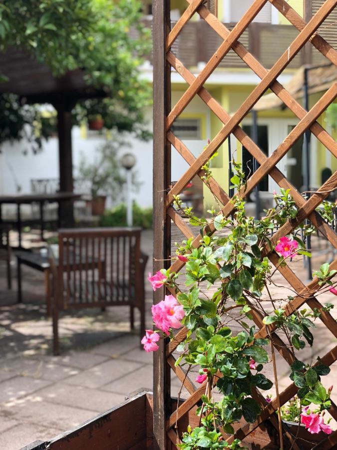 Maeva Guesthouse Muravera Kültér fotó