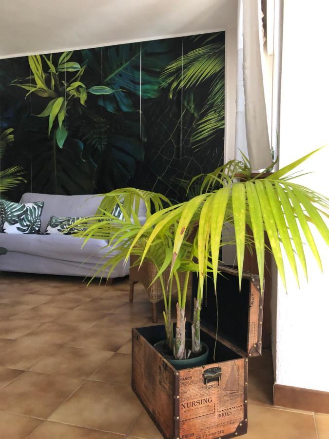 Maeva Guesthouse Muravera Kültér fotó