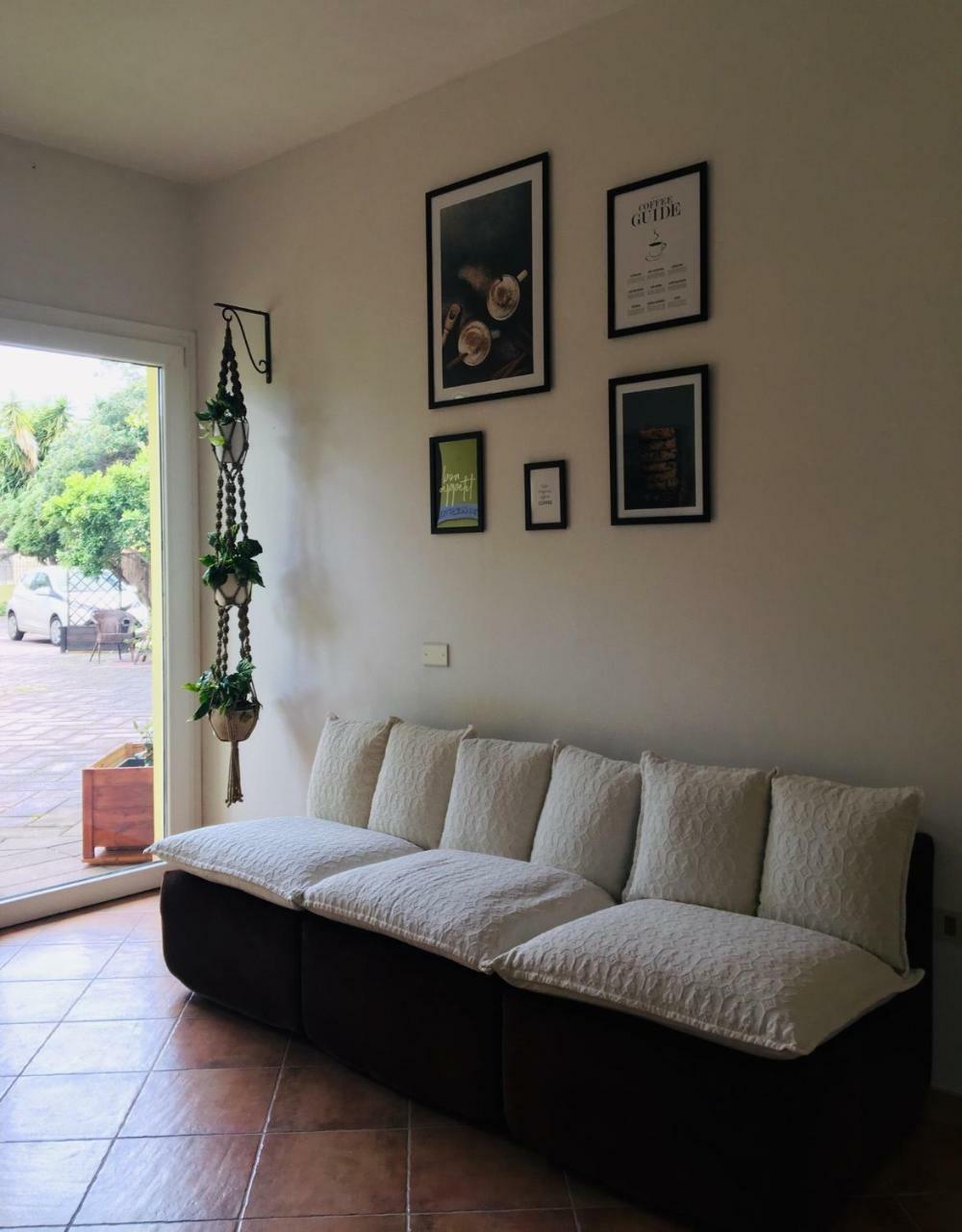 Maeva Guesthouse Muravera Kültér fotó