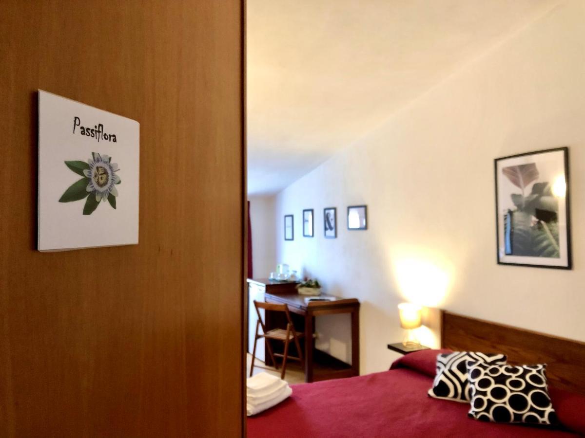 Maeva Guesthouse Muravera Kültér fotó