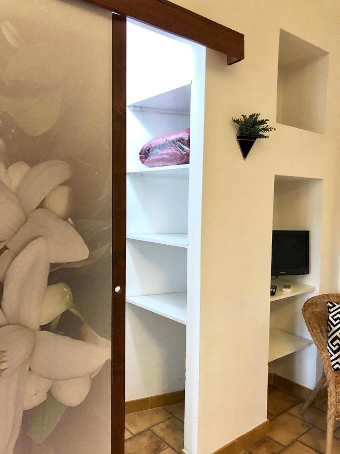 Maeva Guesthouse Muravera Kültér fotó
